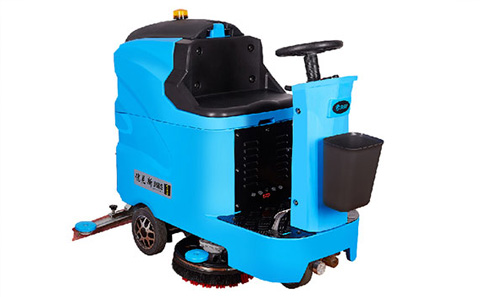 優(yōu)尼斯小寶馬U700駕駛式洗地機(jī)，YYDS