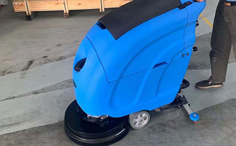 洗地機(jī)是工廠車間地面清潔的好幫手
