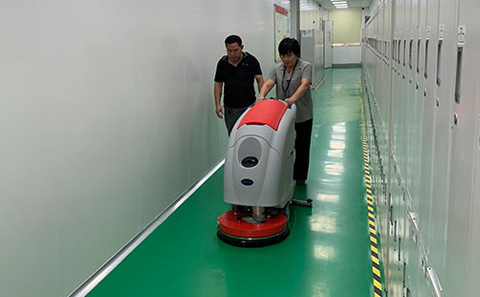 全自動洗地機的使用方法及注意事項