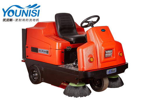 優(yōu)尼斯UNS1350駕駛式掃地車|物業(yè)保潔掃地機|電動清掃車