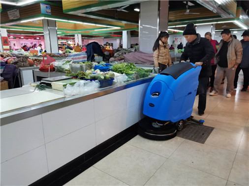 瓷磚地面用全自動洗地機