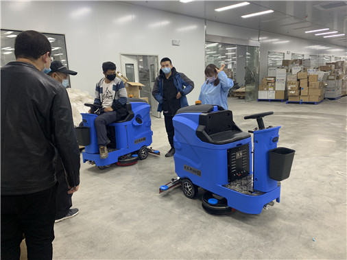 合肥駕駛式洗地機(jī)
