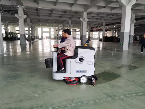 石家莊駕駛式洗地機